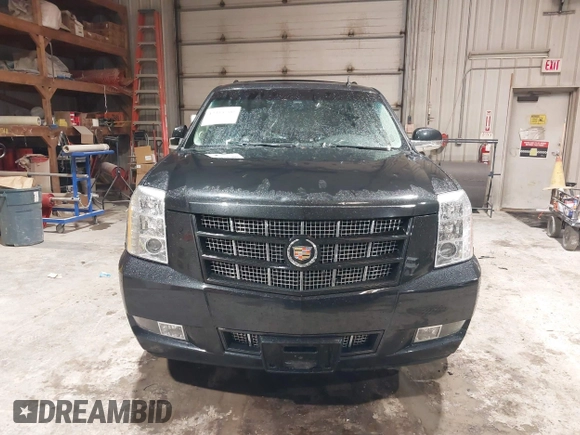 2013 Cadillac Escalade Premium with VIN 1GYS4CEFXDR209348, listed as a IAAI auction lot 42314700 with 122,923 mi miles and . Bid and sale history available at DreamBid. Image 12.