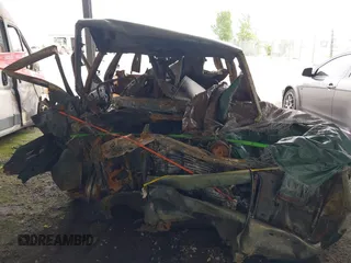 1999 Chevrolet Tahoe Z71 z VIN 1GNEK13R3XJ455517, wystawiony jako IAAI lot #39726972 z przebiegiem Nie podano mil oraz . Historia ofert i sprzedaży dostępna na DreamBid. Obrazek 7.