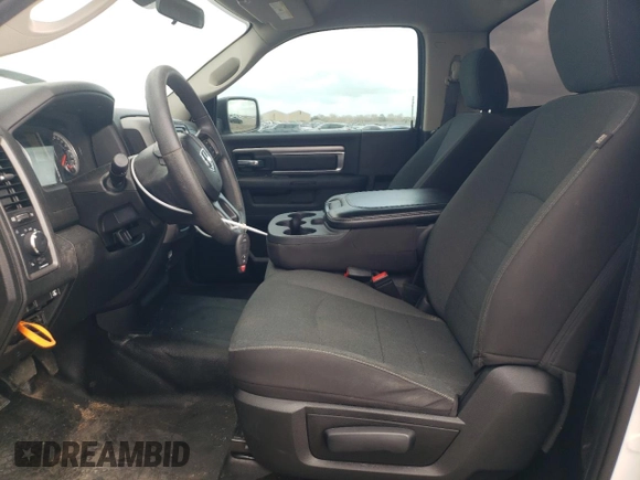 2022 Ram 1500 Tradesman with VIN 3C6JR6DG2NG395748, listed as a Copart auction lot 44686895 with 32,991 mi miles and Salvage title. Bid and sale history available at DreamBid. Image 7.