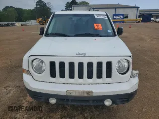 2015 Jeep Patriot Sport with VIN 1C4NJPBA7FD143773, listed as a Copart auction lot 50975985 with 144,808 mi miles and Salvage Title. Bid and sale history available at carsss.com. Image 5.