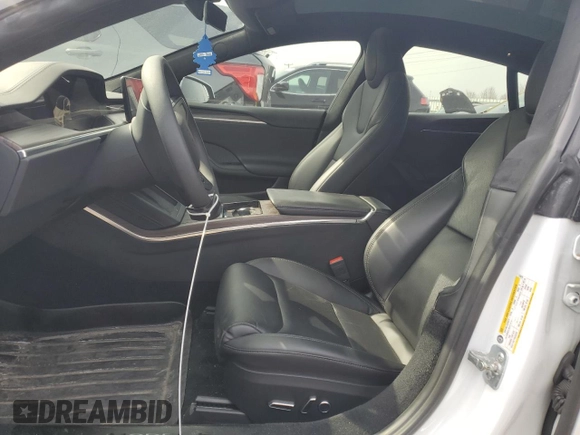2022 Tesla Model S z VIN 5YJSA1E57NF473919, wystawiony jako Copart lot #51183925 z przebiegiem 48 359 mil mil oraz Szkoda całkowita • Salvage title. Historia ofert i sprzedaży dostępna na DreamBid. Obrazek 7.