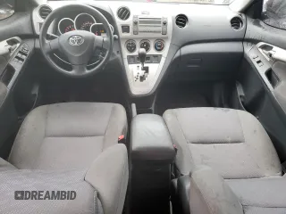 2009 Toyota Matrix S z VIN 2T1KE40E59C006733, wystawiony jako Copart lot #55076015 z przebiegiem 209 724 mil mil oraz Szkoda całkowita • Salvage title. Historia ofert i sprzedaży dostępna na DreamBid. Obrazek 8.