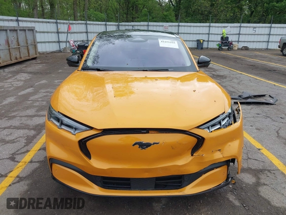 2023 Ford Mustang Mach-E Premium с VIN 3FMTK3SS2PMA49095, выставлен на аукционе IAAI как лот 42255255 с пробегом 23 307 миль миль и . История ставок и продаж доступна на DreamBid. Изображение 13.
