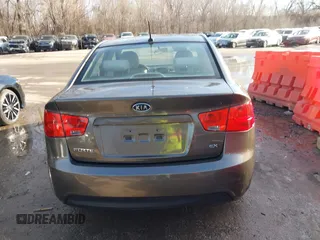 2012 Kia Forte EX with VIN KNAFU4A27C5476031, listed as a IAAI auction lot 41633058 with 137,998 mi miles. Bid and sale history available at carsss.com. Image 16.