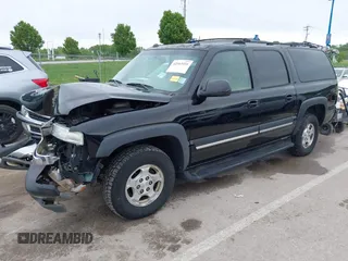 2004 Chevrolet Suburban LT z VIN 1GNFK16ZX4J291419, wystawiony jako IAAI lot #42163331 z przebiegiem 235 054 mil mil oraz . Historia ofert i sprzedaży dostępna na DreamBid. Obrazek 18.