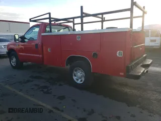 2003 Ford F-350 z VIN 1FDSF34L13EA67061, wystawiony jako Copart lot #82886924 z przebiegiem 159 097 mil mil oraz Czysty tytuł • Clean title. Historia ofert i sprzedaży dostępna na DreamBid. Obrazek 3.