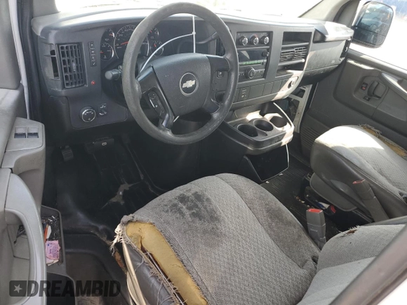 2008 Chevrolet Express Passenger with VIN 1GAHG39KX81165573, listed as a Copart auction lot 84707104 with 367,543 mi miles and Non repairable. Bid and sale history available at DreamBid. Image 8.