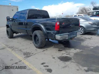 2014 Ford F-250 XL with VIN 1FT7W2BT4EEB31135, listed as a IAAI auction lot 41916247 with 215,119 mi miles. Bid and sale history available at carsss.com. Image 3.