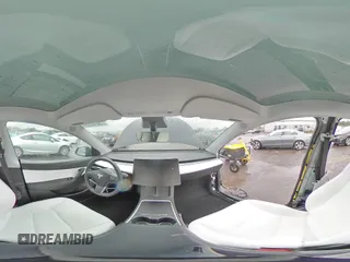 2022 Tesla Model Y Long Range z VIN 7SAYGDEE0NF327147, wystawiony jako Copart lot #58422885 z przebiegiem 39 021 mil mil oraz Szkody całkowita. Historia ofert i sprzedaży dostępna na DreamBid. Obrazek 15.