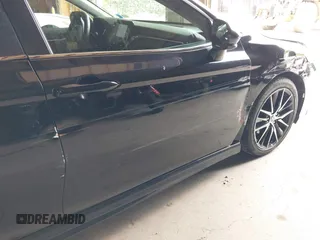 2021 Toyota Camry SE Nightshade with VIN 4T1G11AK6MU580771, listed as a IAAI auction lot 40042967 with 106,579 mi miles. Bid and sale history available at carsss.com. Image 18.