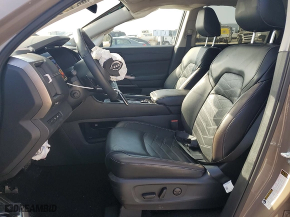 2023 Nissan Pathfinder Platinum with VIN 5N1DR3DK6PC239559, listed as a Copart auction lot 43953055 with 14,587 mi miles and Non Repairable. Bid and sale history available at carsss.com. Image 7.