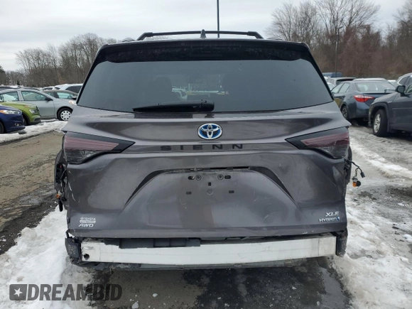 2023 Toyota Sienna XLE with VIN 5TDYSKFC3PS075955, listed as a Copart auction lot 43948445 with 24,477 mi miles and Salvage Title. Bid and sale history available at carsss.com. Image 6.