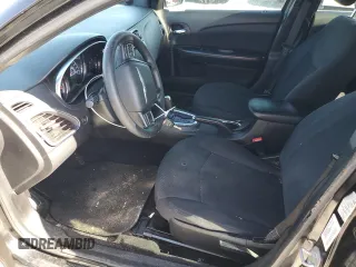 2014 Chrysler 200 LX with VIN 1C3CCBAB2EN206063, listed as a Copart auction lot 43357875 with 139,951 mi miles and Salvage Title. Bid and sale history available at DreamBid. Image 7.