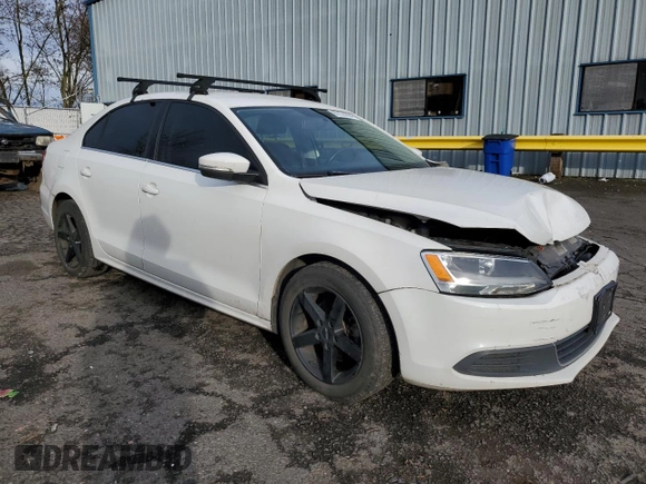 2013 Volkswagen Jetta Sedan SE with VIN 3VWDP7AJ6DM282674, listed as a Copart auction lot 87274694 with 147,008 mi miles and Salvage Title. Bid and sale history available at carsss.com. Image 4.