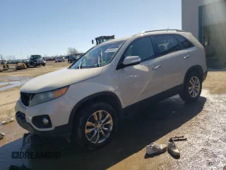 2011 Kia Sorento EX with VIN 5XYKU3A18BG034755, listed as a Copart auction lot 48055975 with 200,833 mi miles and Salvage Title. Bid and sale history available at carsss.com. Image 1.