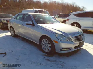 2013 Mercedes-Benz E-Class E 350 Luxury with VIN WDDHF8JB0DA768616, listed as a IAAI auction lot 41327288 with 142,125 mi miles. Bid and sale history available at carsss.com. Image 1.