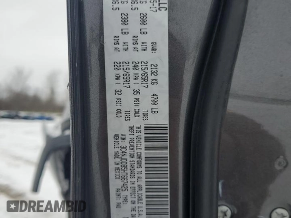 2017 Jeep Compass Trailhawk с VIN 3C4NJDDB5HT667425, выставлен на аукционе Copart как лот 42930605 с пробегом 65 982 миль миль и Списание • Salvage title. История ставок и продаж доступна на DreamBid. Изображение 16.