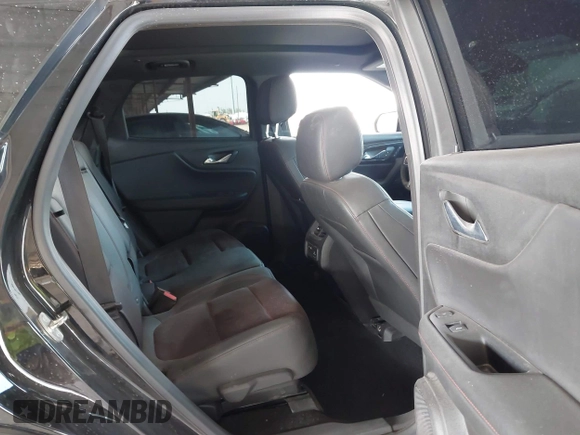 2023 Chevrolet Blazer RS z VIN 3GNKBERS8PS136262, wystawiony jako IAAI lot #41932128 z przebiegiem 53 443 mil mil oraz . Historia ofert i sprzedaży dostępna na DreamBid. Obrazek 8.
