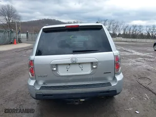 2006 Honda Pilot EX with VIN 2HKYF18426H553632, listed as a IAAI auction lot 41656610 with 154,470 mi miles. Bid and sale history available at carsss.com. Image 17.