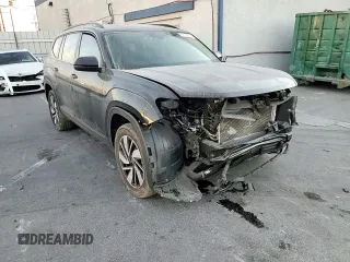 2024 Volkswagen Atlas SE with VIN 1V2WR2CA9RC514763, listed as a Copart auction lot 88169765 with 39,144 mi miles and Salvage title. Bid and sale history available at DreamBid. Image 12.