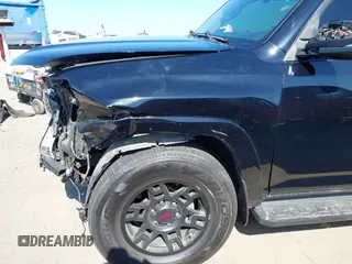2020 Toyota 4Runner SR5 with VIN JTEBU5JRXL5749494, listed as a IAAI auction lot 42282783 with 88,724 mi miles and . Bid and sale history available at DreamBid. Image 18.