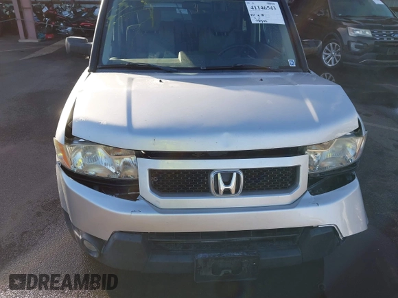 2011 Honda Element LX with VIN 5J6YH1H30BL001239, listed as a IAAI auction lot 41146543 with 98,302 mi miles and . Bid and sale history available at DreamBid. Image 6.