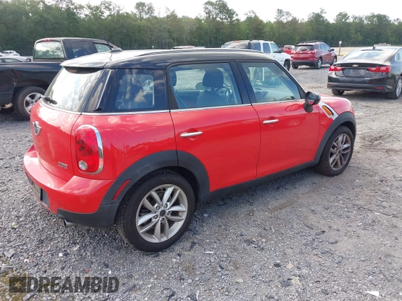 2012 MINI Countryman with VIN WMWZB3C57CWM06379, listed as a IAAI auction lot 42467193 with 100,485 mi miles and . Bid and sale history available at DreamBid. Image 4.