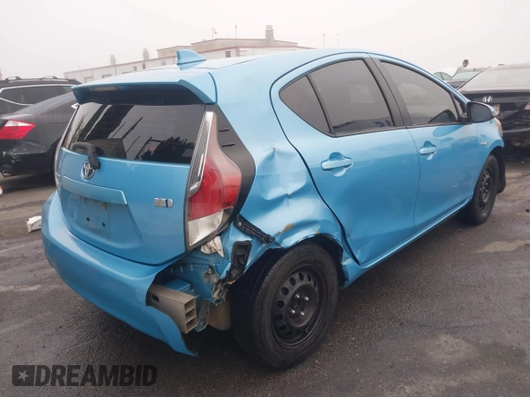 2015 Toyota Prius One with VIN JTDKDTB3XF1112555, listed as a IAAI auction lot 41655384 with 165,551 mi miles and . Bid and sale history available at carsss.com. Image 4.