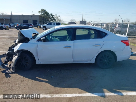 2018 Nissan Sentra S with VIN 3N1AB7AP3JY302587, listed as a IAAI auction lot 41771634 with 230,231 mi miles. Bid and sale history available at carsss.com. Image 14.