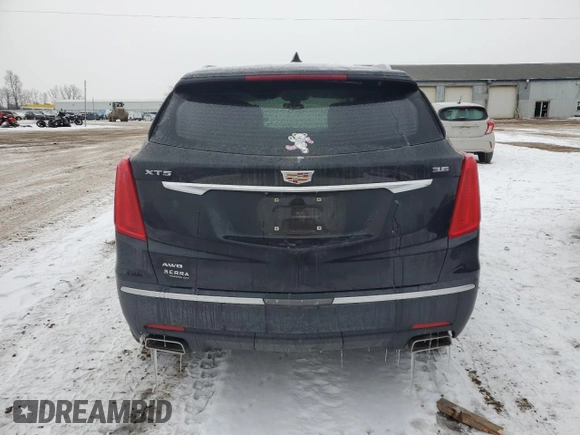 2019 Cadillac XT5 Premium Luxury AWD z VIN 1GYKNFRS1KZ114339, wystawiony jako Copart lot #44032245 z przebiegiem 77 484 mil mil oraz Czysty tytuł • Clean title. Historia ofert i sprzedaży dostępna na DreamBid. Obrazek 6.
