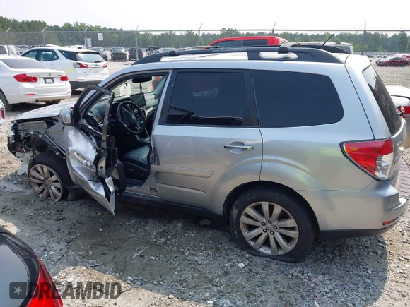 2013 Subaru Forester X Limited с VIN JF2SHAEC2DH441521, выставлен на аукционе IAAI как лот 42397403 с пробегом 130 000 миль миль и . История ставок и продаж доступна на DreamBid. Изображение 14.