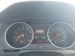 2019 Volkswagen Tiguan S с VIN 3VV0B7AX6KM095423, выставлен на аукционе IAAI как лот 41933684 с пробегом 82 615 миль миль и . История ставок и продаж доступна на DreamBid. Изображение 7.
