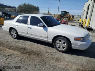 2011 Ford Crown Victoria LX with VIN 2FABP7EV1BX147343, listed as a Copart auction lot 84844144 with 139,638 mi miles and Clean Title. Bid and sale history available at carsss.com. Image 4.