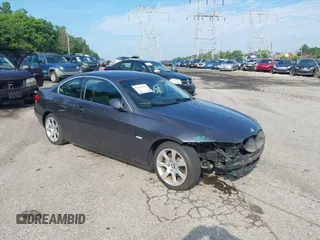 2008 BMW 3 Series 328xi z VIN WBAWV53568P078881, wystawiony jako IAAI lot #42601956 z przebiegiem 158 911 mil mil oraz . Historia ofert i sprzedaży dostępna na DreamBid. Obrazek 1.