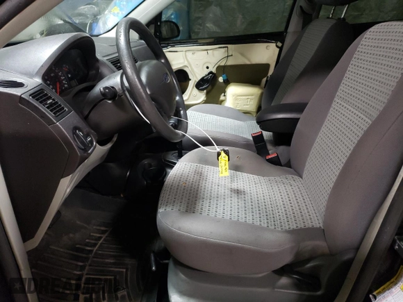 2007 Ford Focus S z VIN 1FAHP34N57W277715, wystawiony jako Copart lot #81950714 z przebiegiem 155 306 mil mil oraz Szkoda całkowita • Salvage title. Historia ofert i sprzedaży dostępna na DreamBid. Obrazek 7.