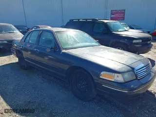 1998 Ford Crown Victoria Police Pkg with VIN 2FAFP71WXWX184526, listed as a IAAI auction lot 41563307 with 309,303 mi miles. Bid and sale history available at carsss.com. Image 6.