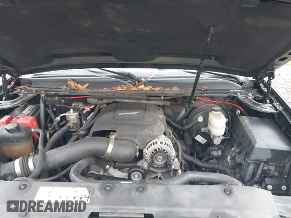 2007 Chevrolet Suburban LT with VIN 3GNFC16J87G228803, listed as a IAAI auction lot 41910240 with 303,191 mi miles and . Bid and sale history available at DreamBid. Image 10.