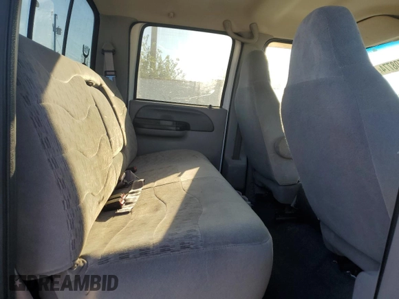 1999 Ford Super Duty F-250 XL with VIN 1FTNW21F6XEC74075, listed as a Copart auction lot 52581155 with 118,630 mi miles and Salvage Title. Bid and sale history available at carsss.com. Image 10.