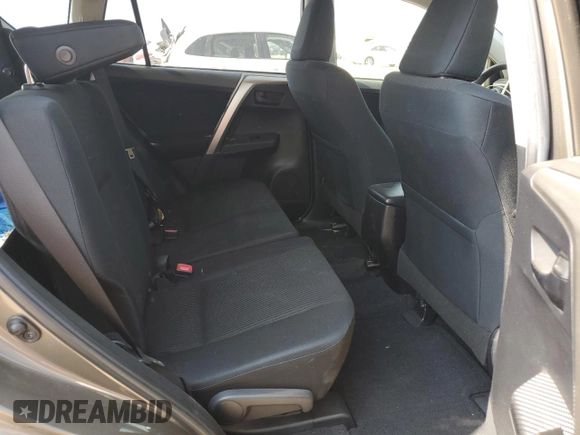 2015 Toyota RAV4 LE z VIN JTMBFREV8FD138497, wystawiony jako Copart lot #60345825 z przebiegiem 62 188 mil mil oraz Szkoda całkowita • Salvage title. Historia ofert i sprzedaży dostępna na DreamBid. Obrazek 10.