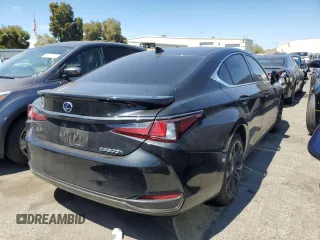 2022 Lexus ES 300h F Sport with VIN 58AGA1C11NU020221, listed as a Copart auction lot 59168514 with 69,184 mi miles and Clean title. Bid and sale history available at DreamBid. Image 3.