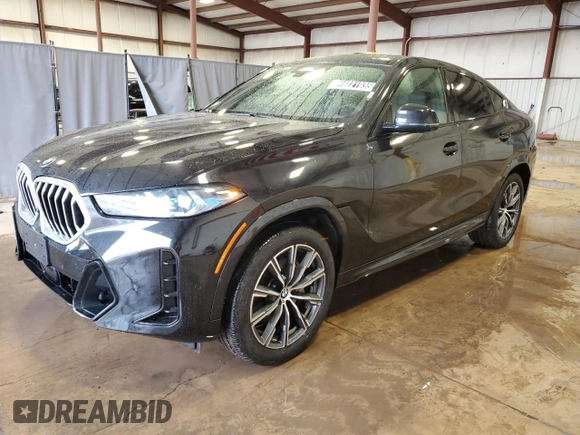 2025 BMW X6 xDrive40i with VIN 5UX33EX00S9W90983, listed as a Copart auction lot 46921935 with 25,566 mi miles and Clean Title. Bid and sale history available at carsss.com. Image 1.