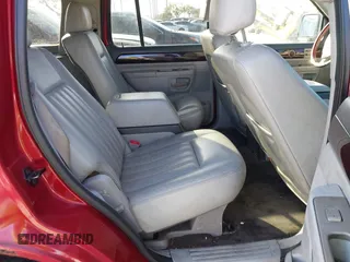 2004 Lincoln Aviator Luxury z VIN 5LMEU88H24ZJ52553, wystawiony jako IAAI lot #41715408 z przebiegiem 100 920 mil mil oraz . Historia ofert i sprzedaży dostępna na DreamBid. Obrazek 8.