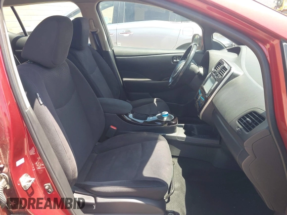 2013 Nissan LEAF SL with VIN 1N4AZ0CP3DC403872, listed as a IAAI auction lot 41669356 with 65,955 mi miles. Bid and sale history available at carsss.com. Image 5.
