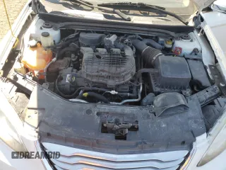 2013 Chrysler 200 Limited with VIN 1C3CCBCG2DN503261, listed as a Copart auction lot 49158285 with 186,902 mi miles and Salvage Title. Bid and sale history available at carsss.com. Image 11.