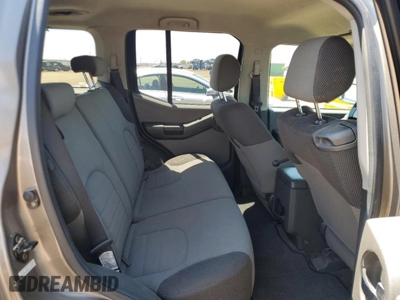 2005 Nissan Xterra S z VIN 5N1AN08W75C642635, wystawiony jako Copart lot #60155105 z przebiegiem 285 853 mil mil oraz Czysty tytuł • Clean title. Historia ofert i sprzedaży dostępna na DreamBid. Obrazek 11.