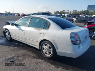 2003 Nissan Altima S z VIN 1N4AL11D23C108955, wystawiony jako IAAI lot #42294398 z przebiegiem 167 880 mil mil oraz . Historia ofert i sprzedaży dostępna na DreamBid. Obrazek 3.