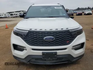 2024 Ford Explorer ST with VIN 1FM5K8GCXRGA12283, listed as a Copart auction lot 42948895 with Not Provided miles and Salvage Title. Bid and sale history available at carsss.com. Image 13.