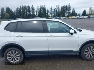 2018 Volkswagen Tiguan S с VIN 3VV0B7AXXJM051617, выставлен на аукционе IAAI как лот 41976860 с пробегом 66 186 миль миль и . История ставок и продаж доступна на DreamBid. Изображение 13.