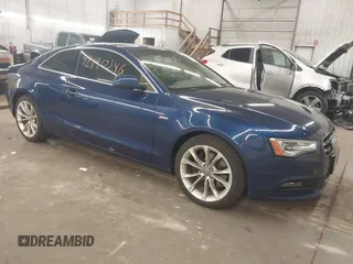 2013 Audi A5 Prestige z VIN WAUVFAFR5DA007166, wystawiony jako IAAI lot #42190346 z przebiegiem 121 787 mil mil oraz . Historia ofert i sprzedaży dostępna na DreamBid. Obrazek 1.