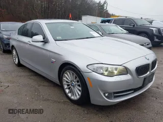 2013 BMW 5 Series 535i xDrive with VIN WBAFU7C56DDU66977, listed as a IAAI auction lot 41785161 with 88,919 mi miles and . Bid and sale history available at carsss.com. Image 1.